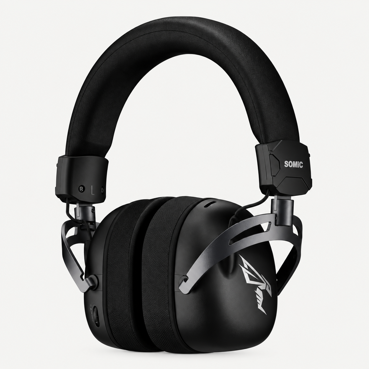 G63 — retouched product illustration